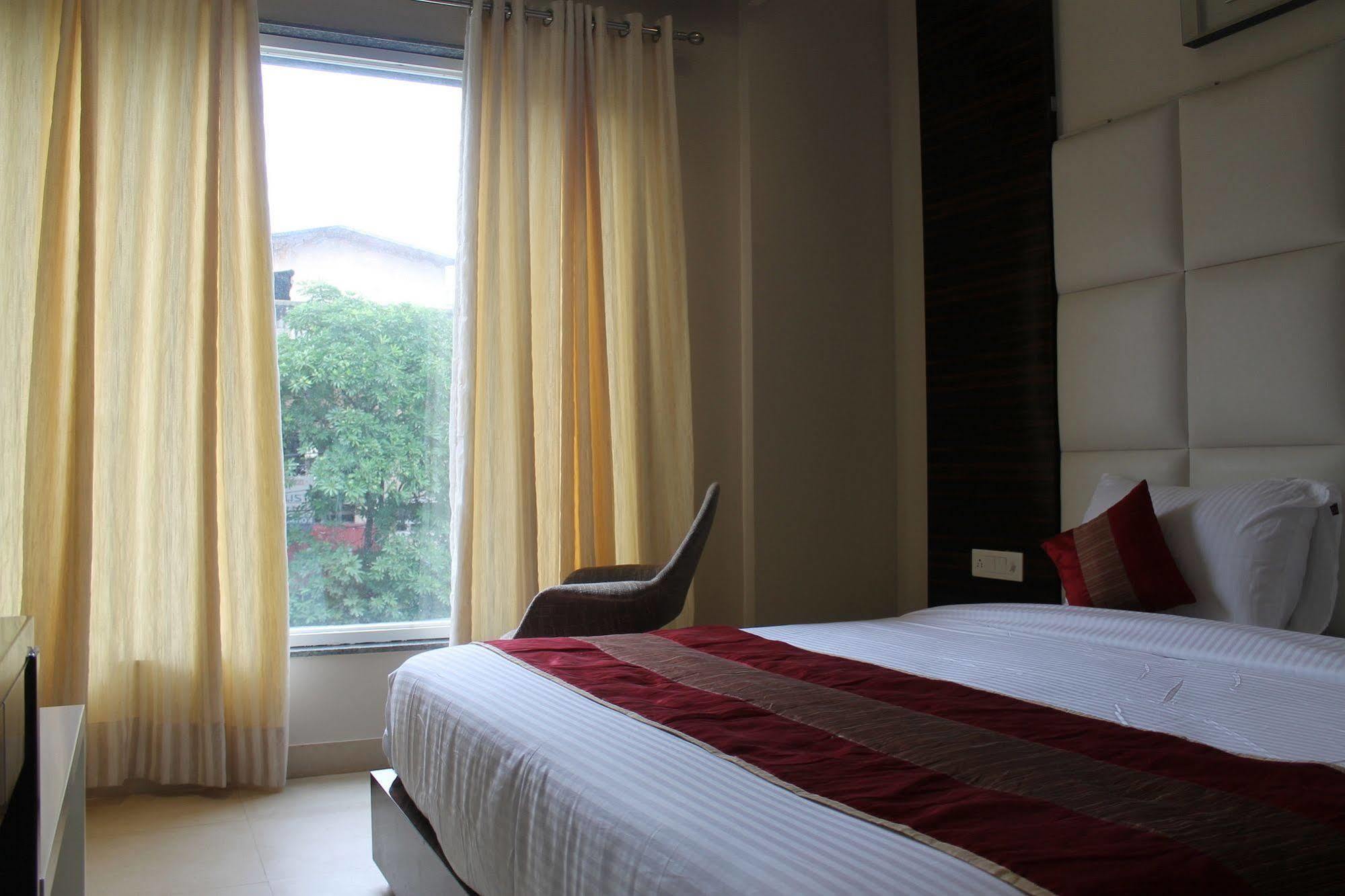 Hotel Gulnar 新德里 客房 照片